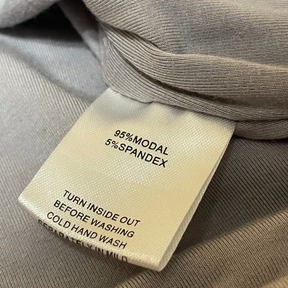 WHITE FOX 95% Modal Light Gray Cropped Tank Size Medium - Picture 8 of 8